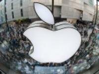 СМИ: Apple выпустит два iPhone с большими изогнутыми экранами